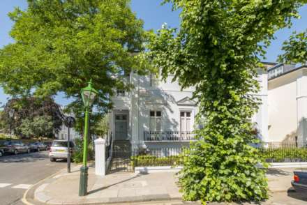 Addison Avenue, Holland Park, Image 1