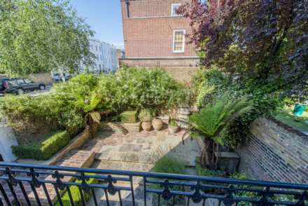 Addison Avenue, Holland Park, Image 13