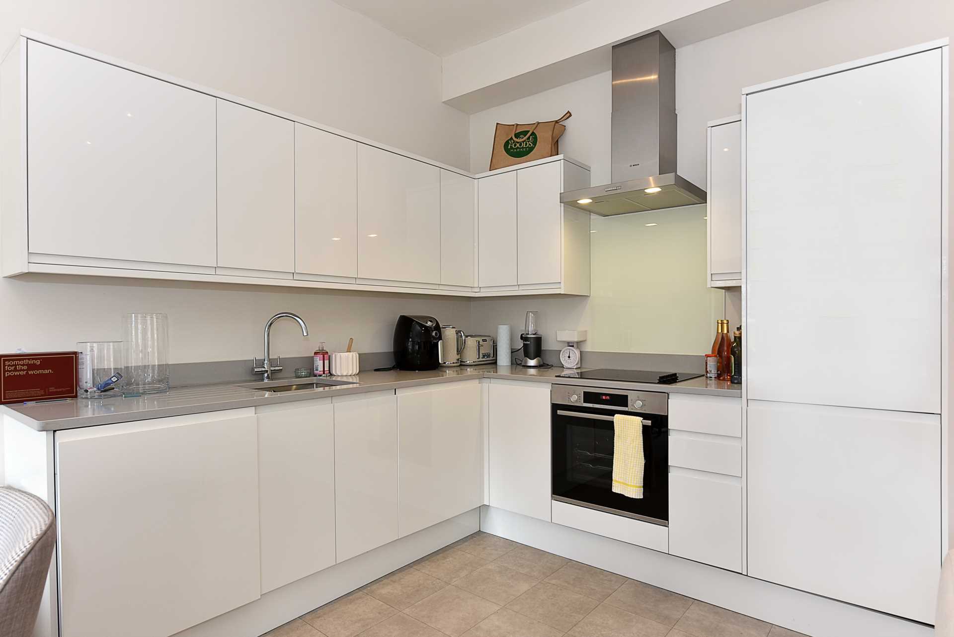 Holland Park Road, Kensington, Image 8