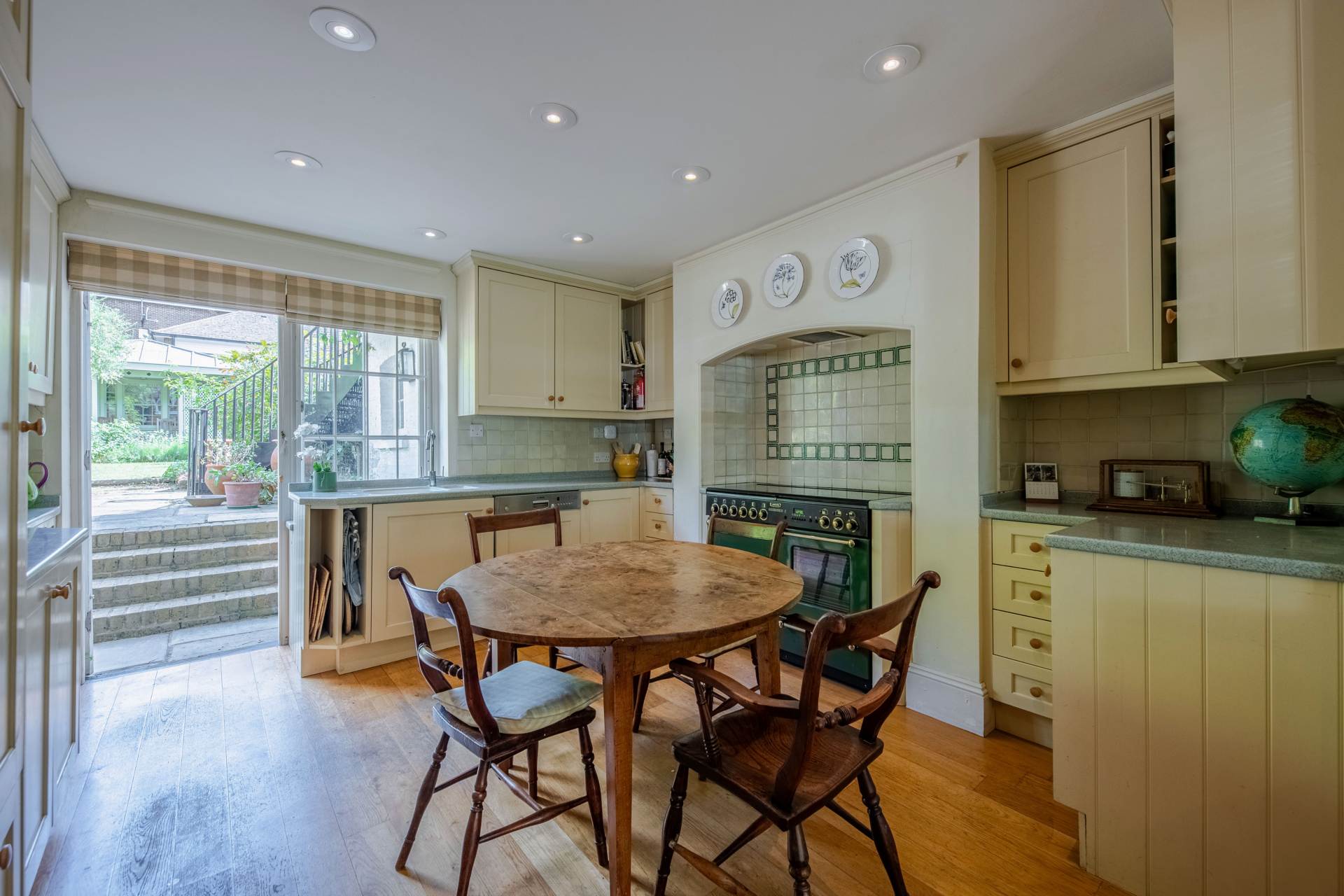 Addison Avenue, Holland Park, Image 6
