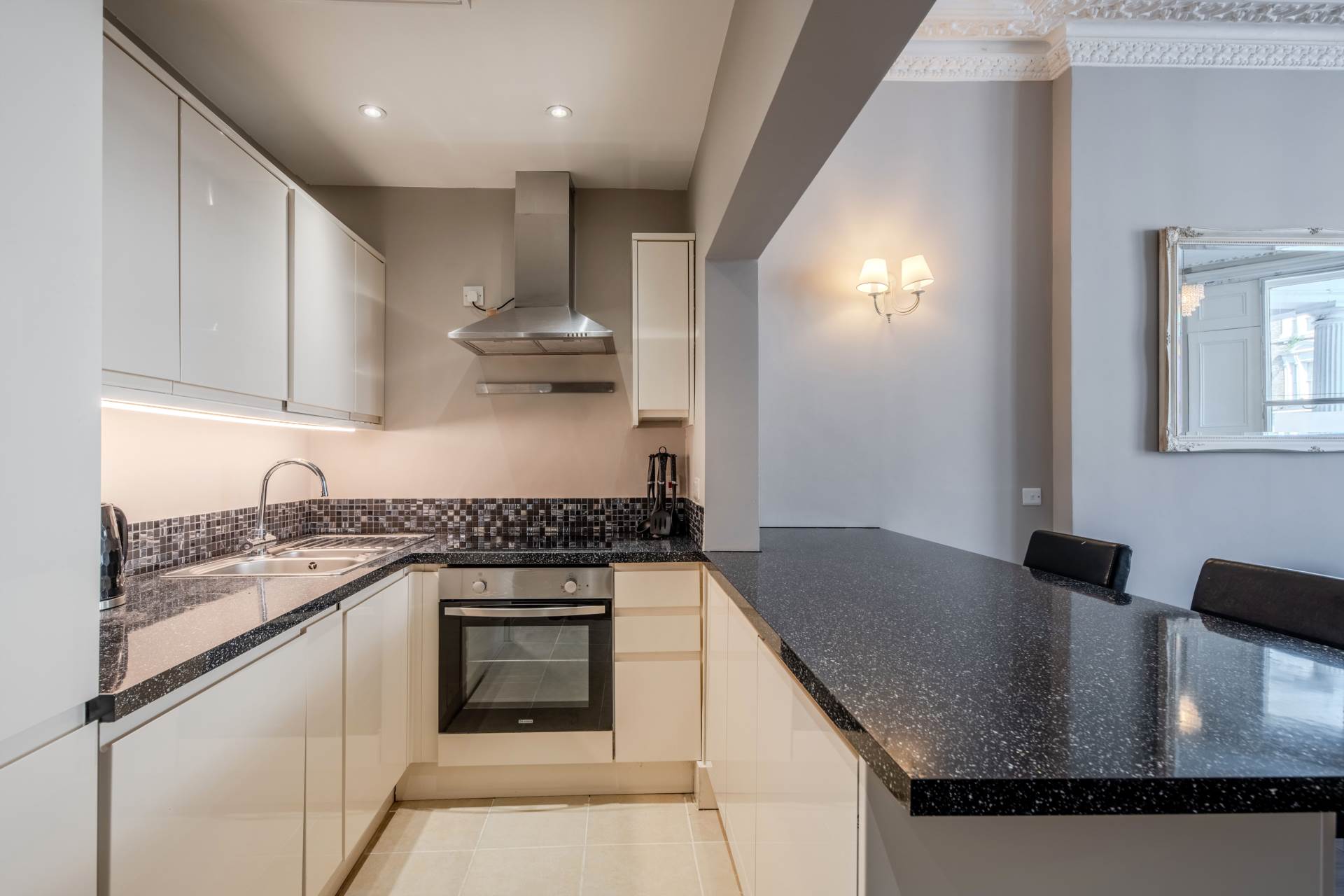 Holland Road, London, Image 6