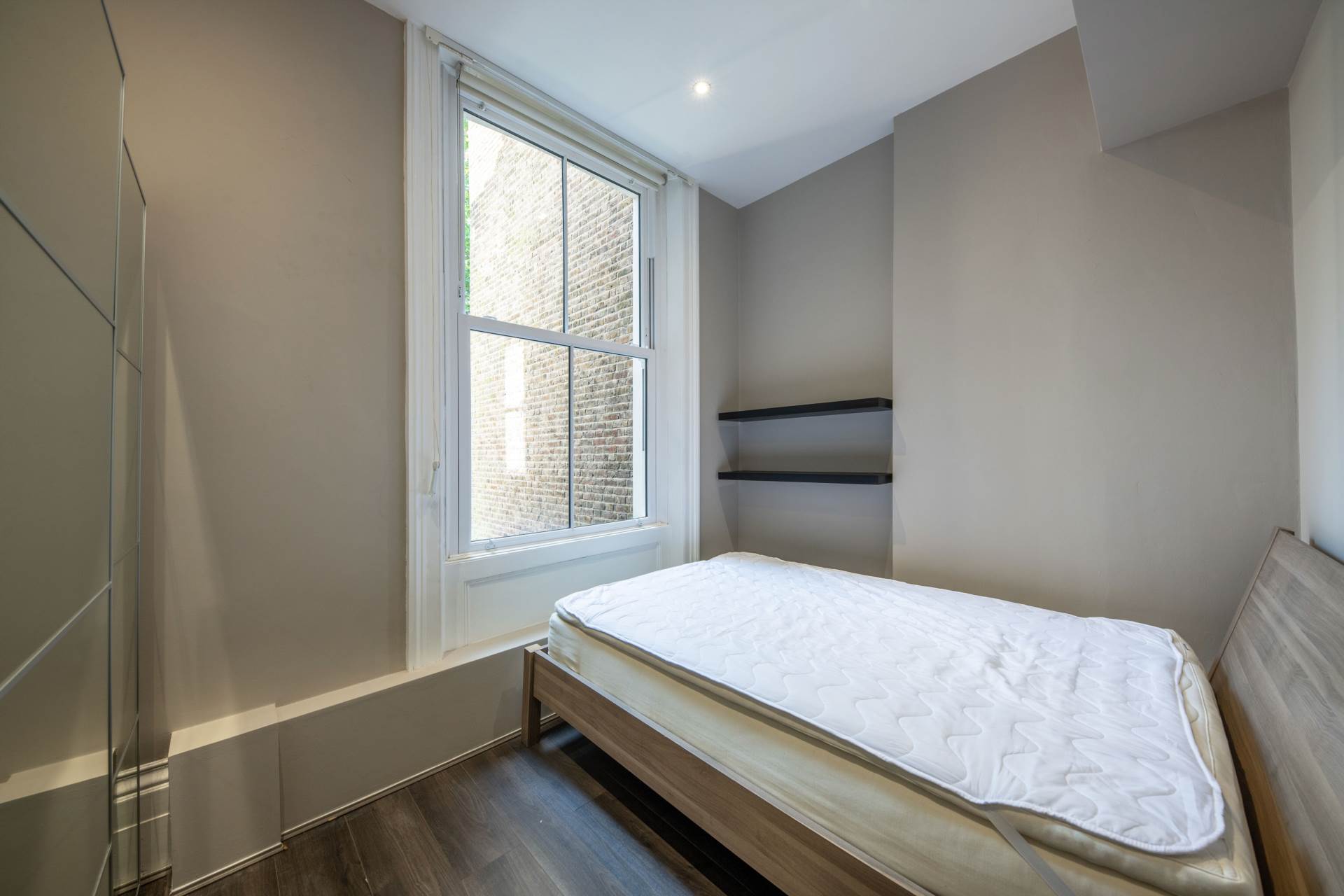 Holland Road, London, Image 8
