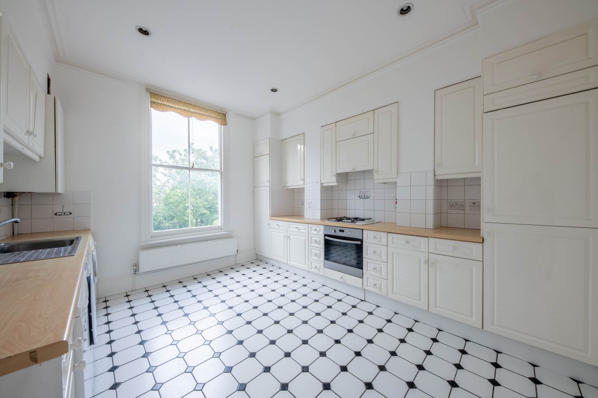 Upper Richmond Road, East Putney SW15, Image 5