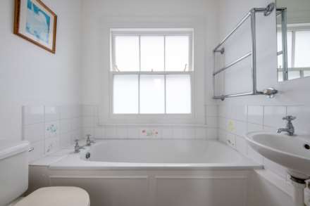 Upper Richmond Road, East Putney SW15, Image 11