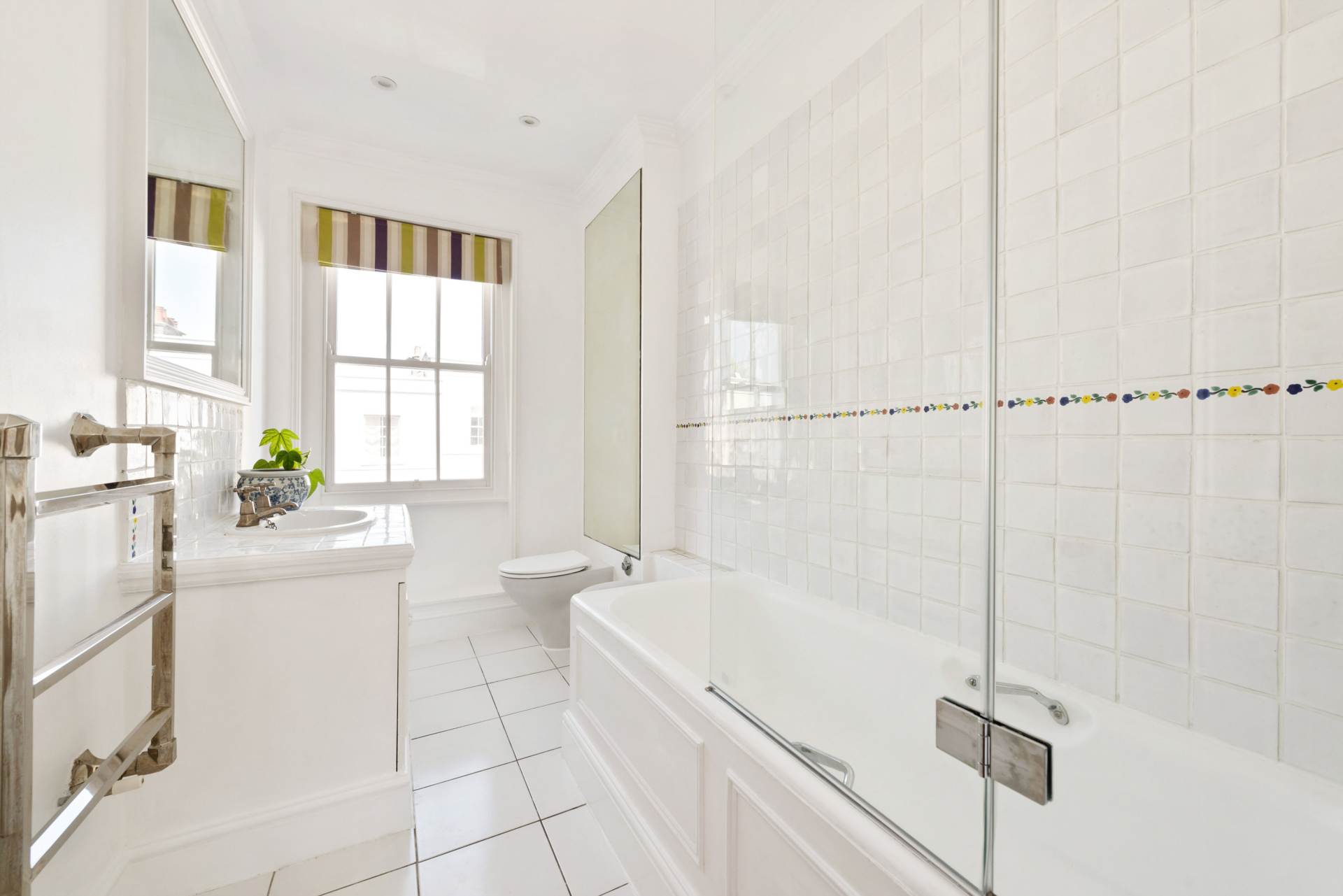 Queensdale Road, London, Image 17