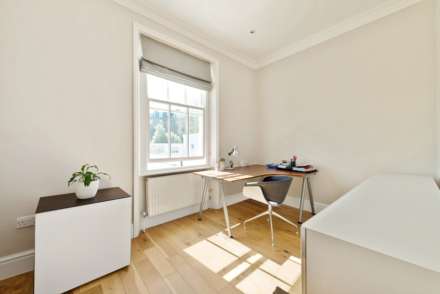 Queensdale Road, London, Image 15