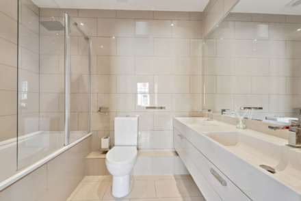 Queensdale Road, London, Image 16