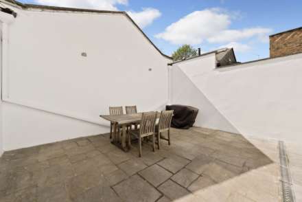 Queensdale Road, London, Image 18