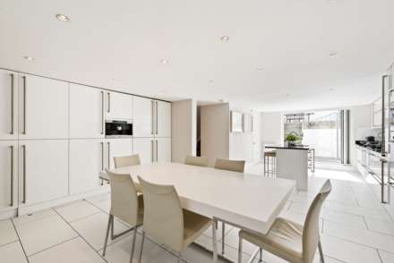 Queensdale Road, London, Image 8