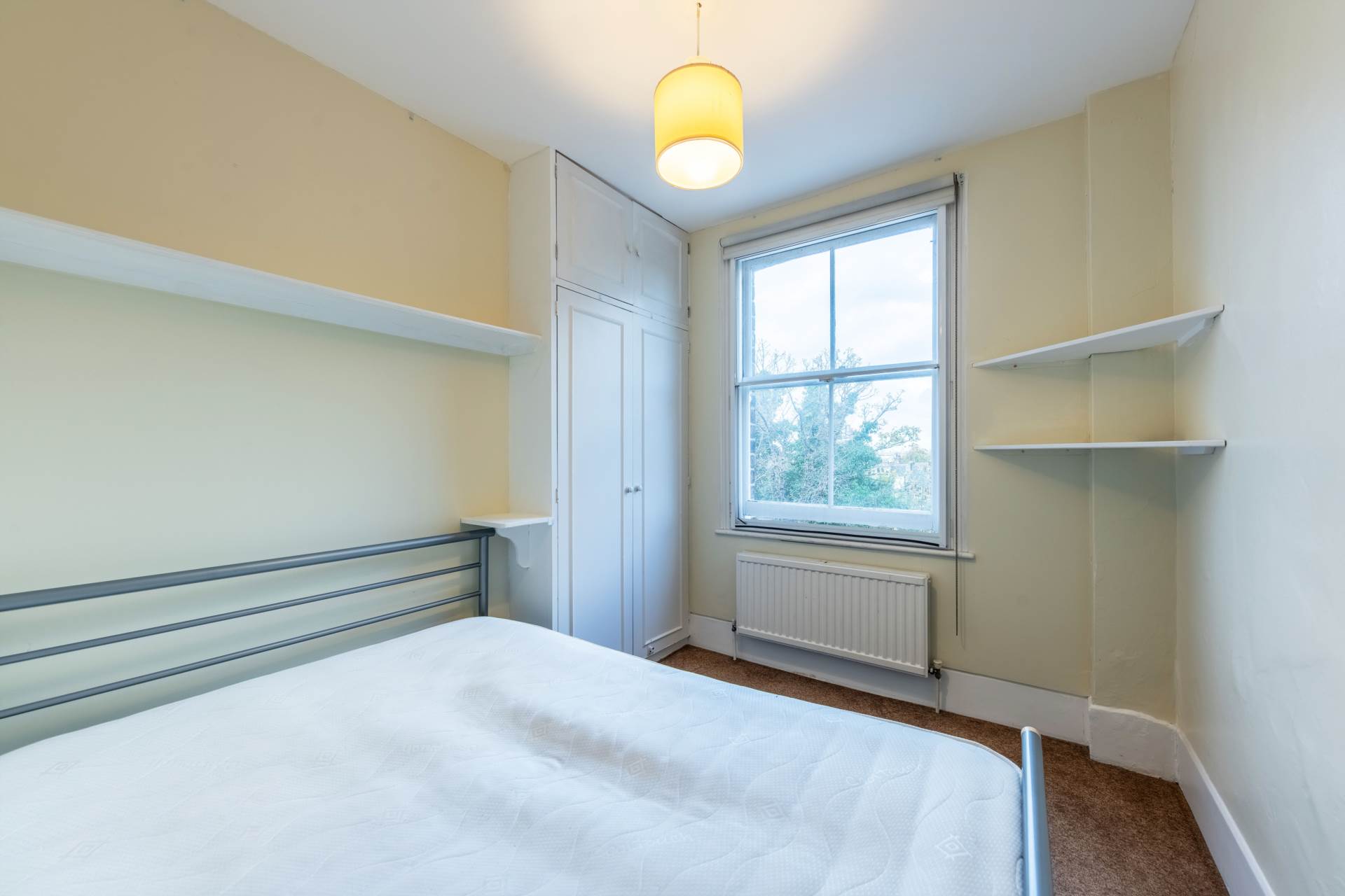 Upper Richmond Road, London, Image 4