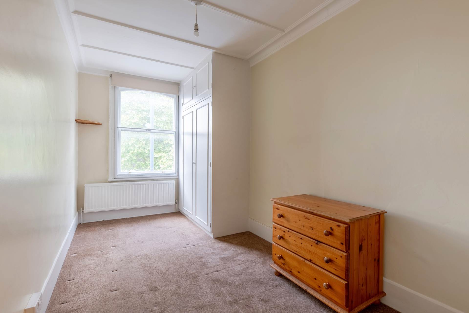 Upper Richmond Road, London, Image 5