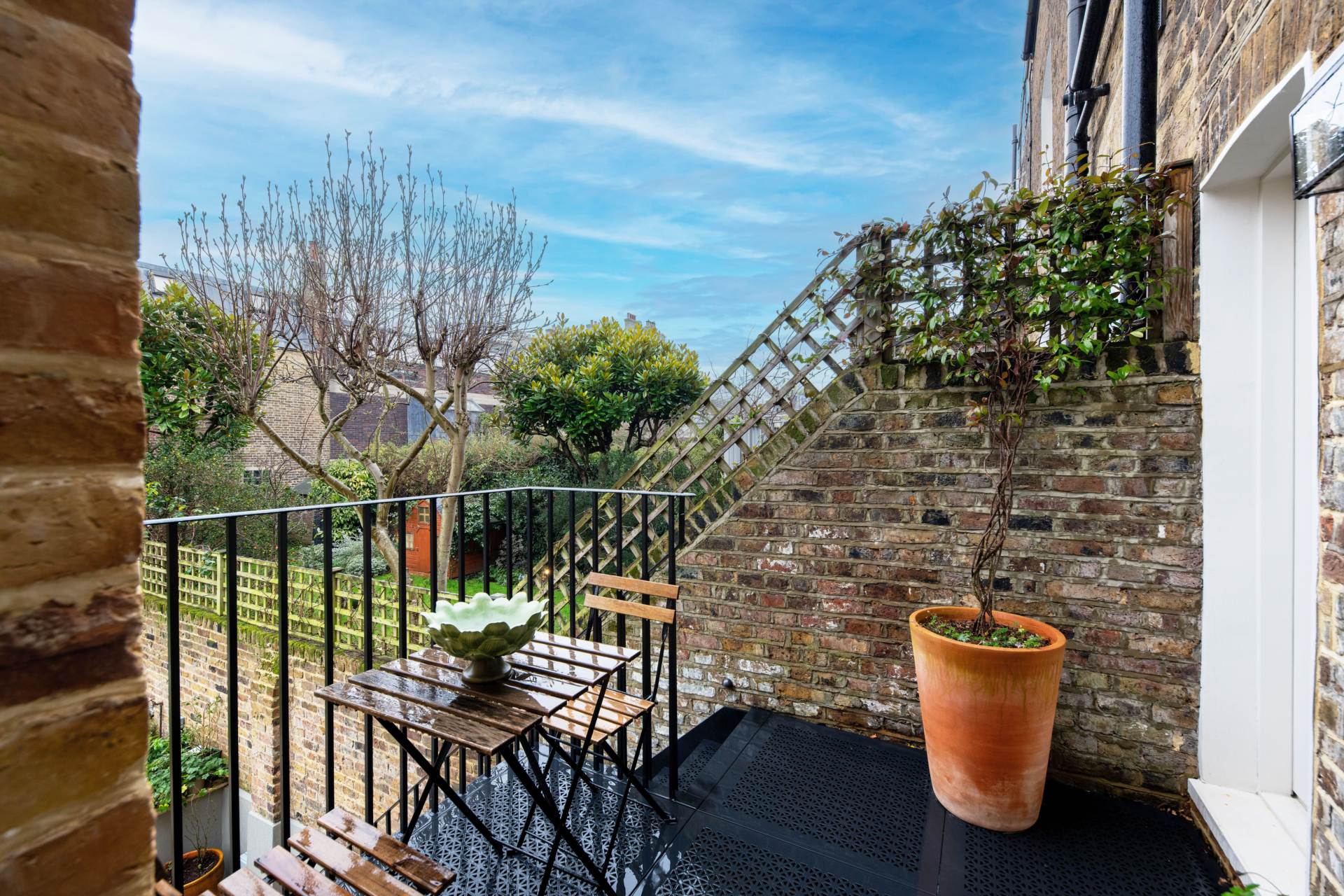 Addison Avenue, London, Image 12