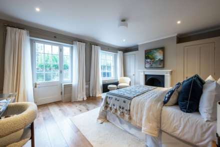 Addison Avenue, London, Image 17