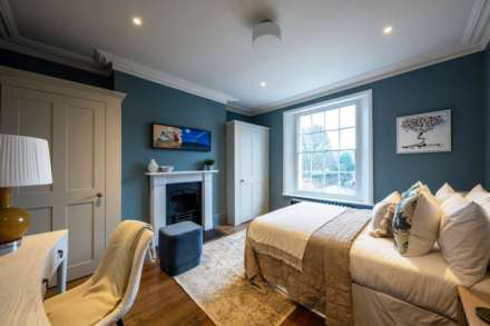 Addison Avenue, London, Image 19