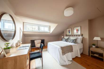 Addison Avenue, London, Image 20