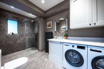 Addison Avenue, London, Image 24