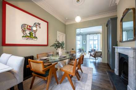 Addison Avenue, London, Image 6