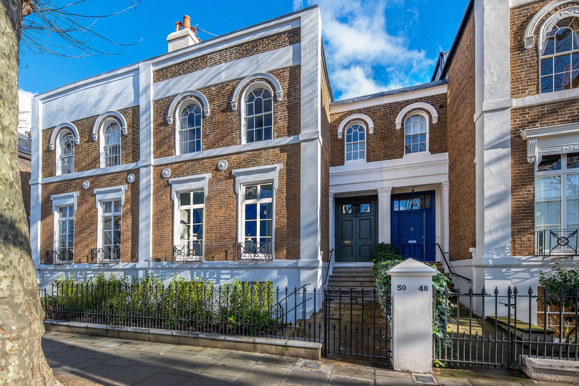 Addison Avenue, London, Image 1
