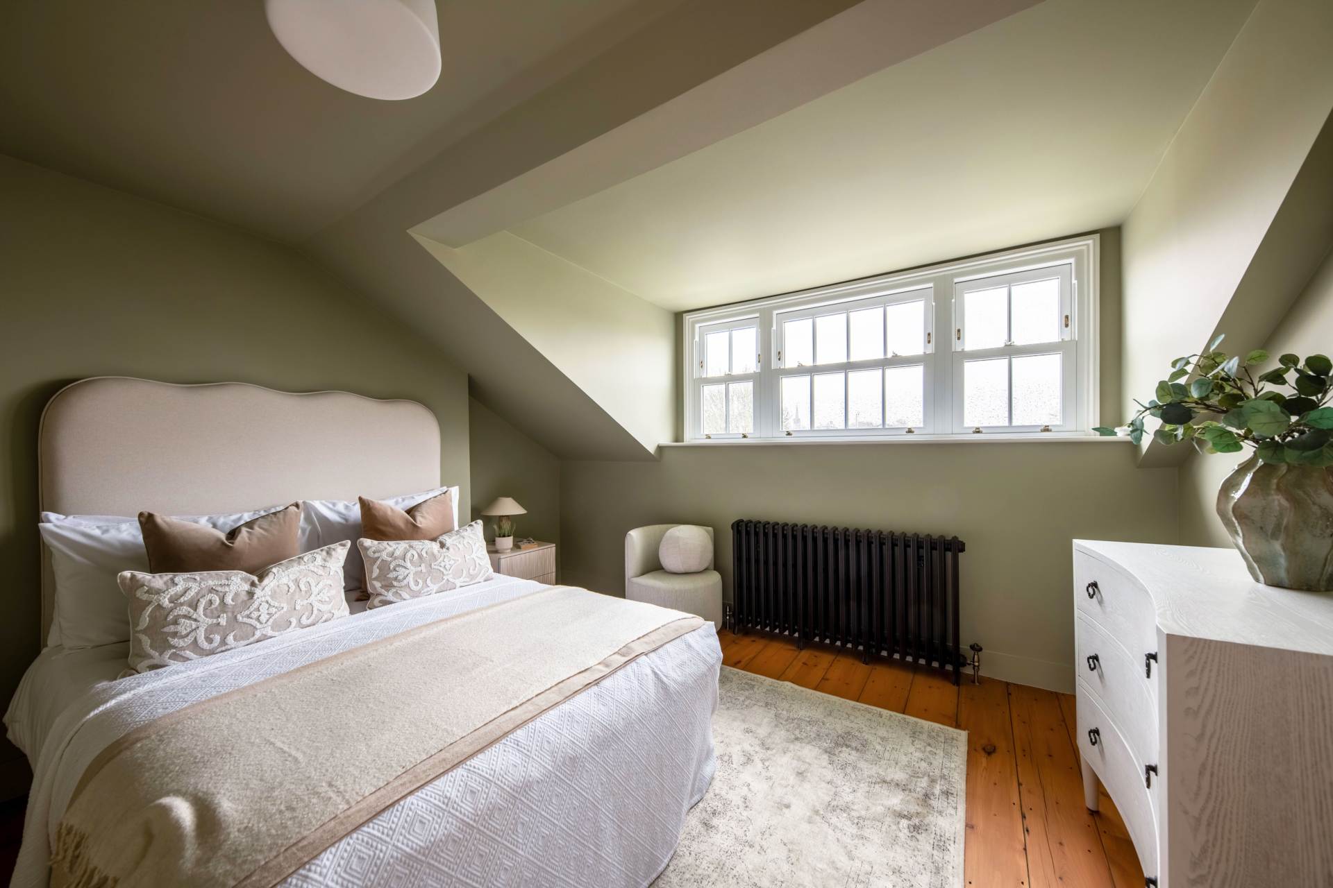 Addison Avenue, London, Image 21