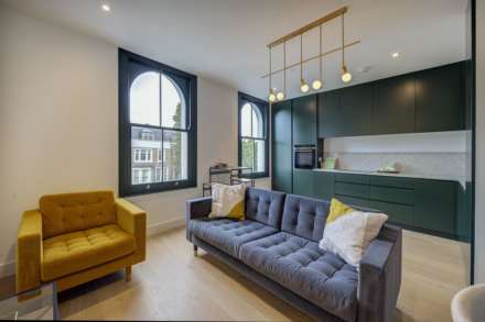 Blenheim Crescent, London, Image 1