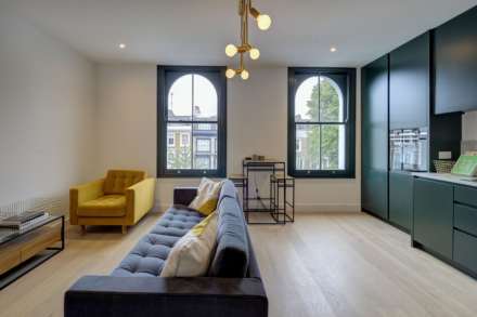 Blenheim Crescent, London, Image 2