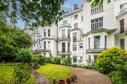 Holland Park, London, Image 7