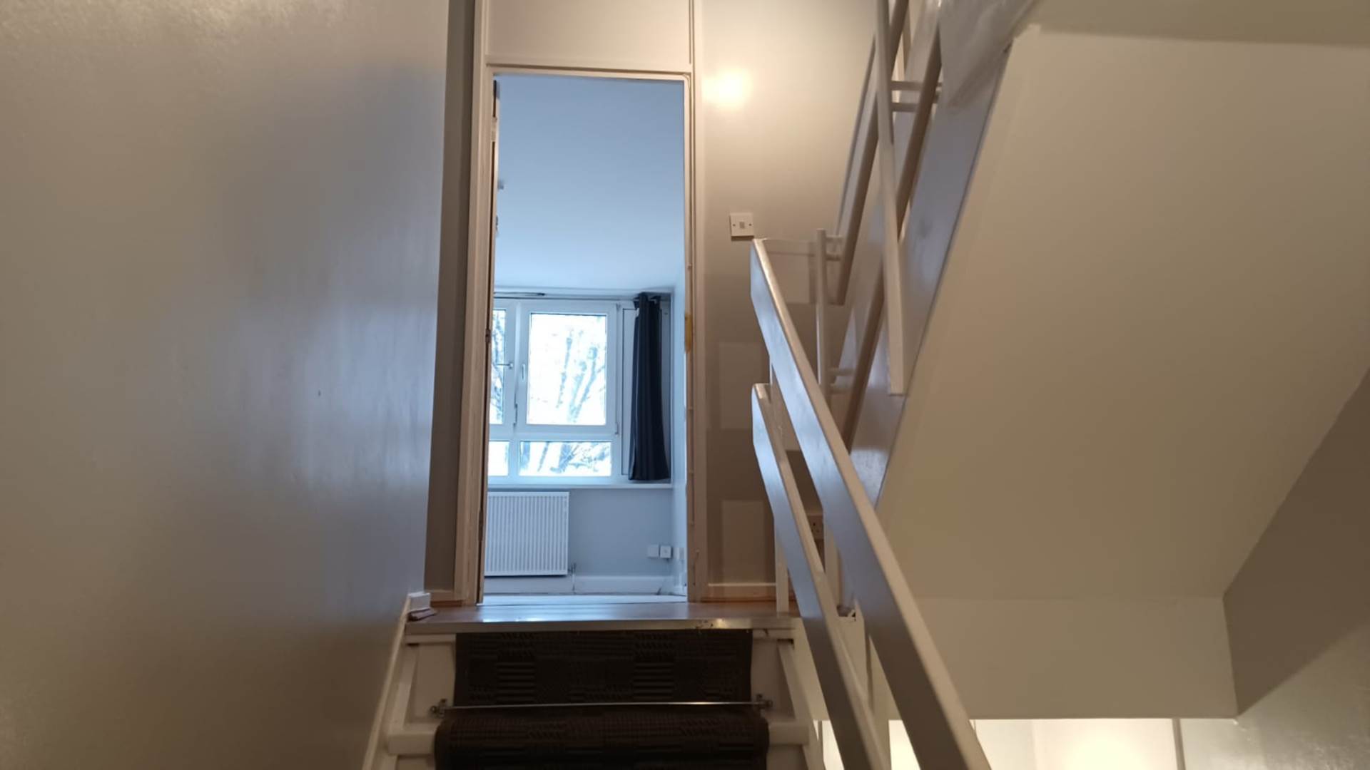 Spacious 5 bedroom split level maisonette, Image 10