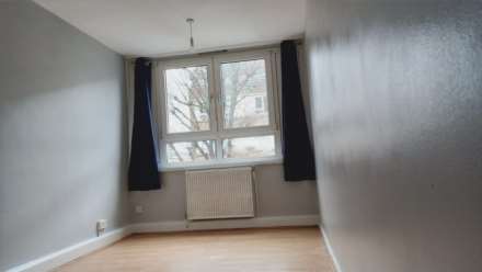 Spacious 5 bedroom split level maisonette, Image 12