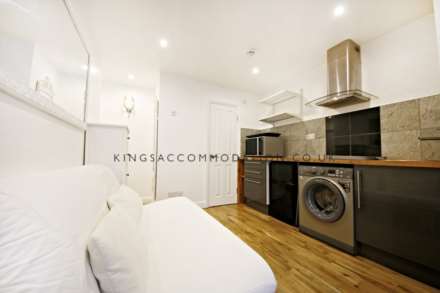 Ashurst Gardens, Tulse Hill, Image 3