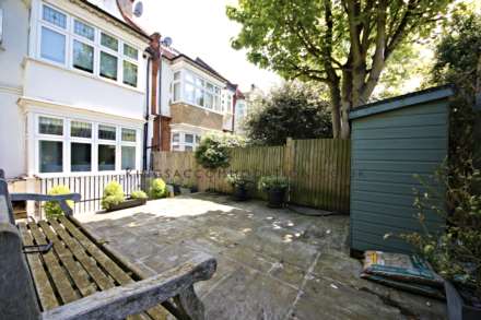 Ashurst Gardens, Tulse Hill, Image 8