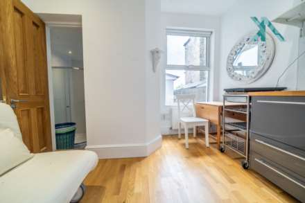 Ashurst Gardens, Tulse Hill, Image 5