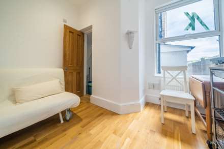 Ashurst Gardens, Tulse Hill, Image 6