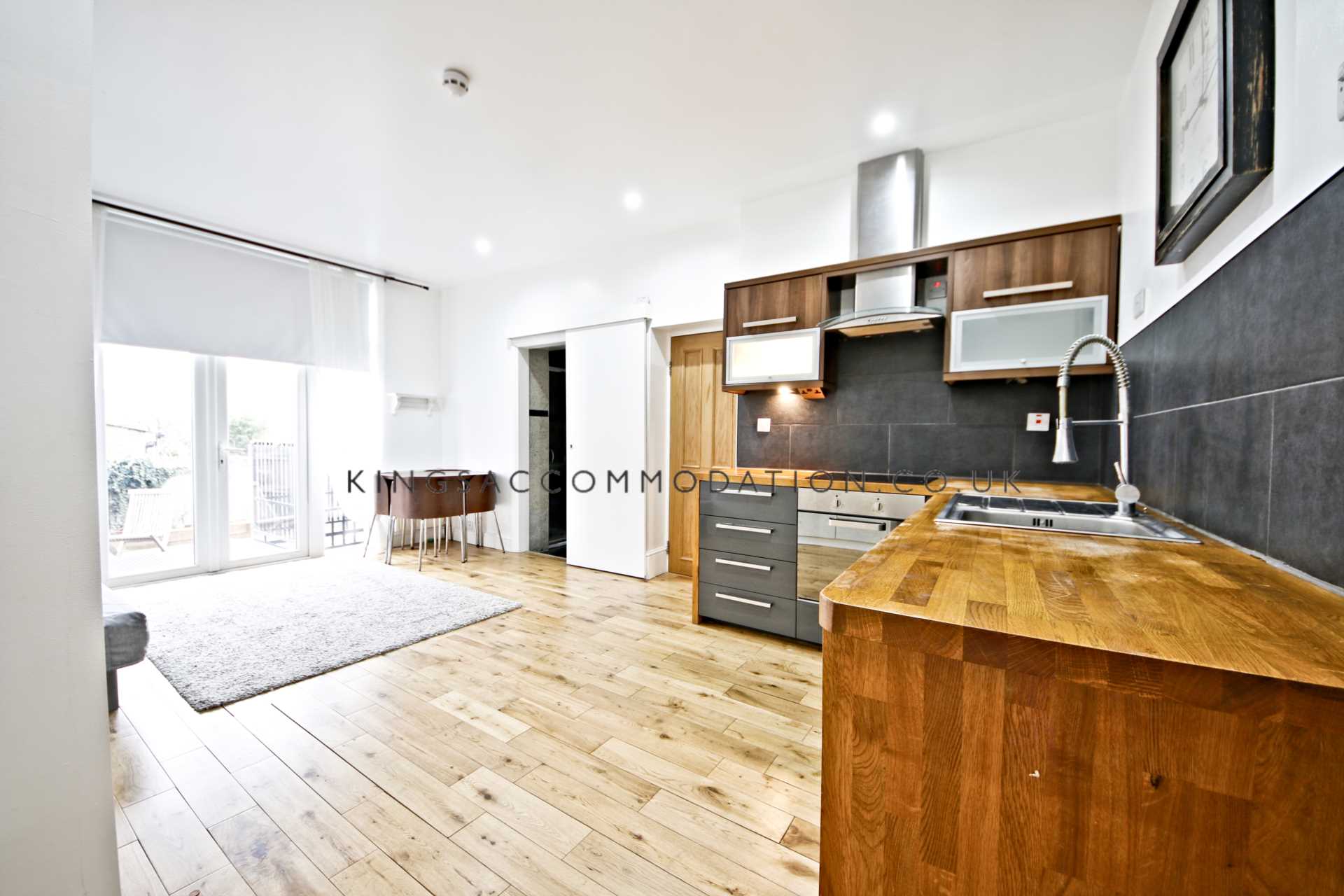 Ashurst Gardens, Brixton /Tulse Hill, Image 5