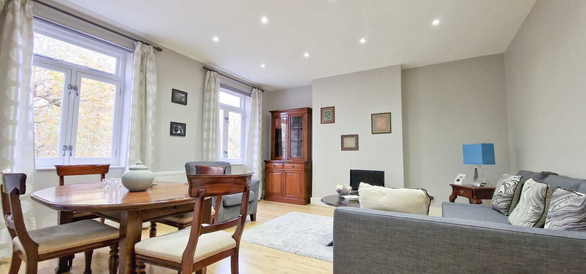 Kennington Park Rd, Kennington, Image 1