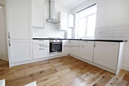 Kennington Park Road, Kennington, Image 3