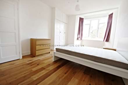 Kennington Park Road, Kennington, Image 5