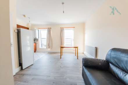 1 bed flat on Tulse Hill, Brixton, Image 4