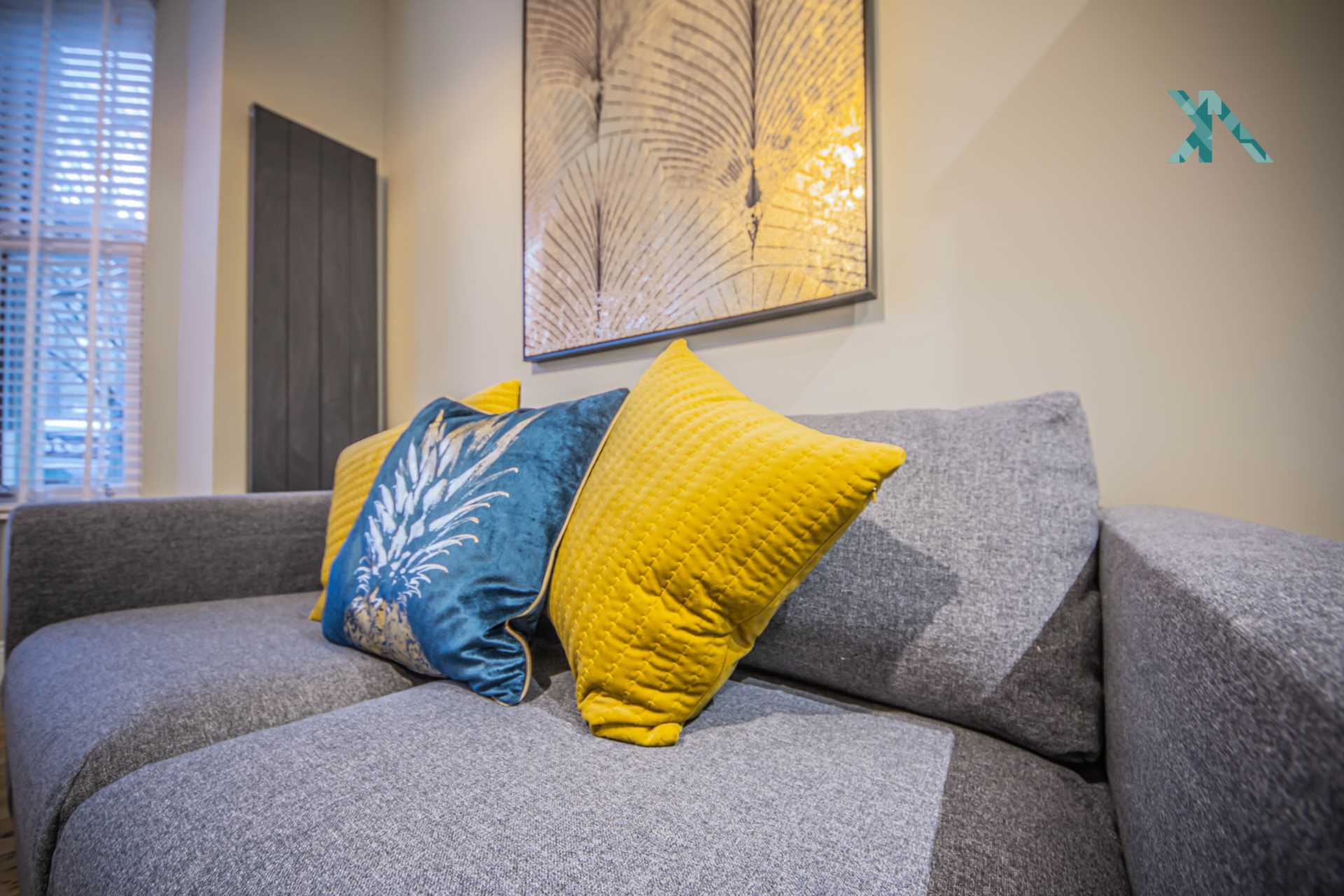 Hopton Road, London, Image 4