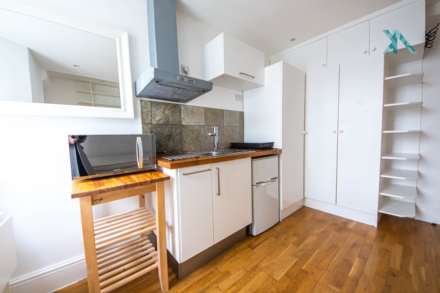 Tulse Hill, Brixton, London, Image 5