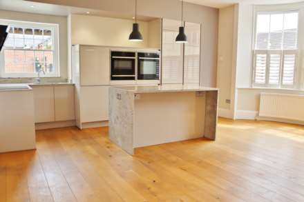 2 Bedroom Apartment, The Green, Marlborough