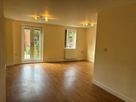 Denman Drive, Newbury, Image 3