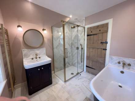Bath Road, Marlborough, Image 3
