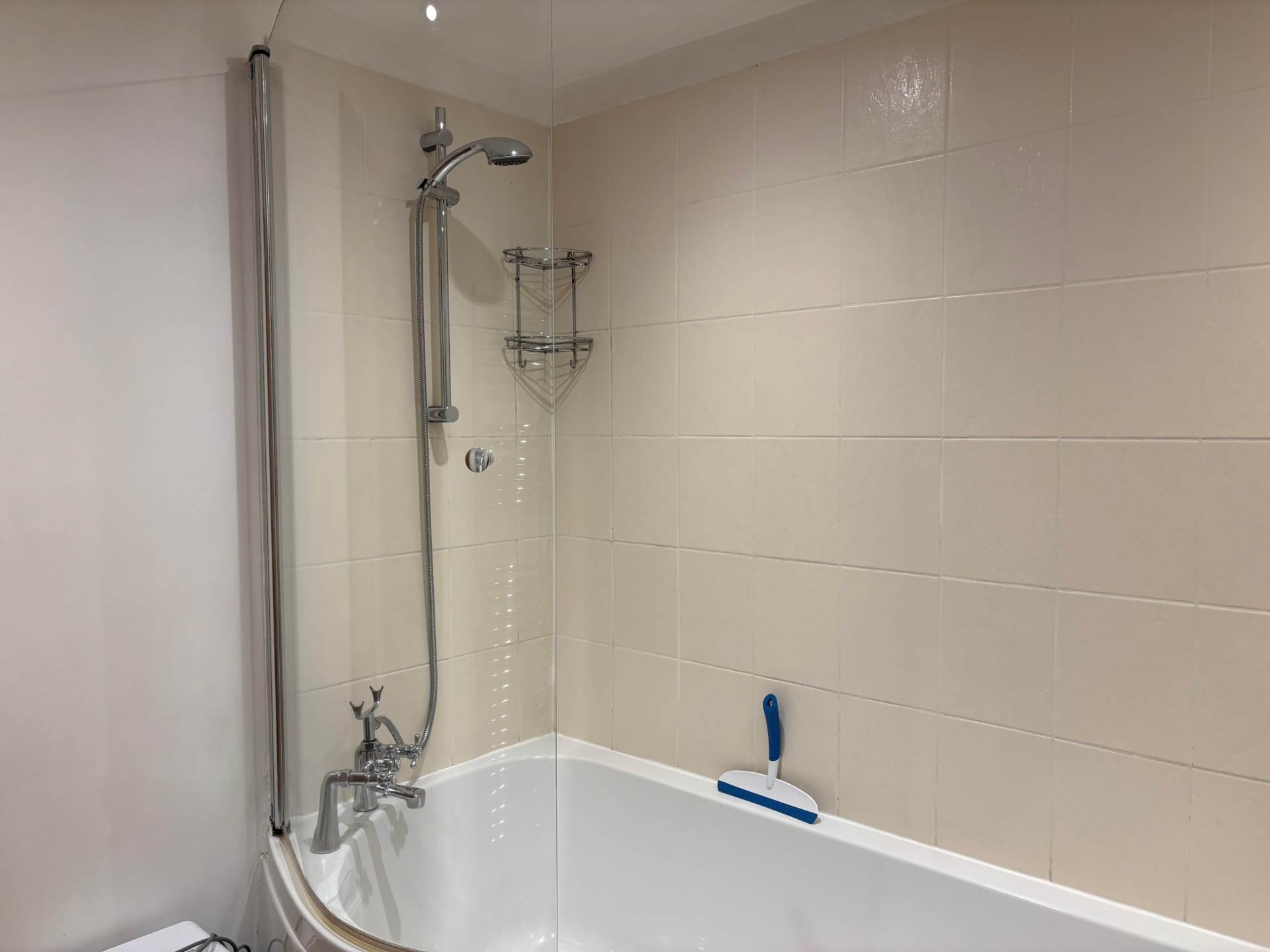 Angel Yard, Marlborough, Image 7