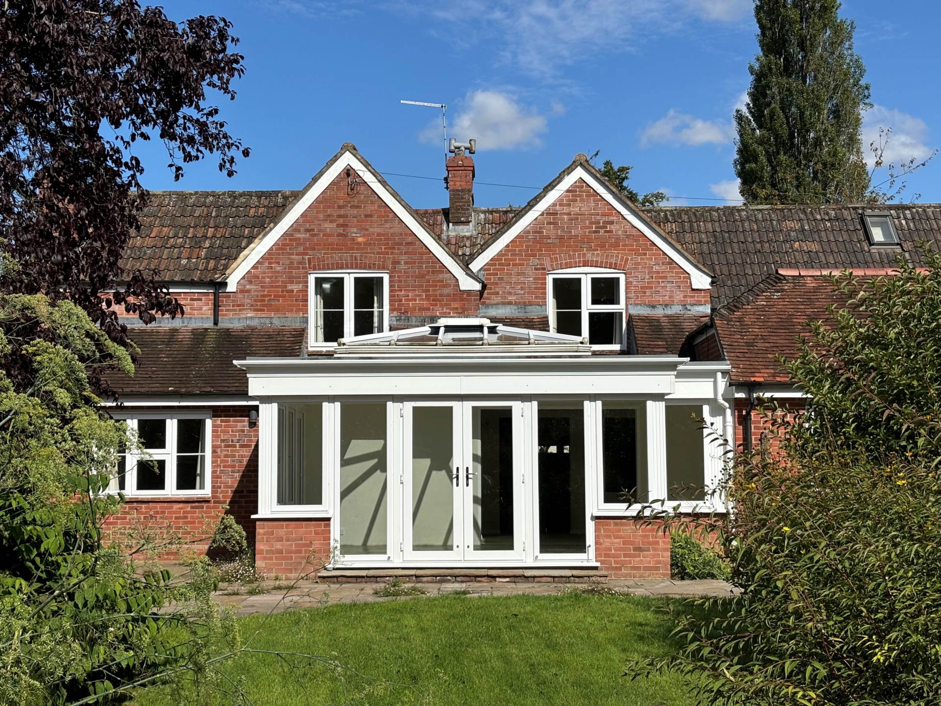 Manor Farm Cottage, Etchilhampton, Image 3