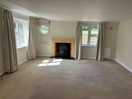 Manor Farm Cottage, Etchilhampton, Image 6