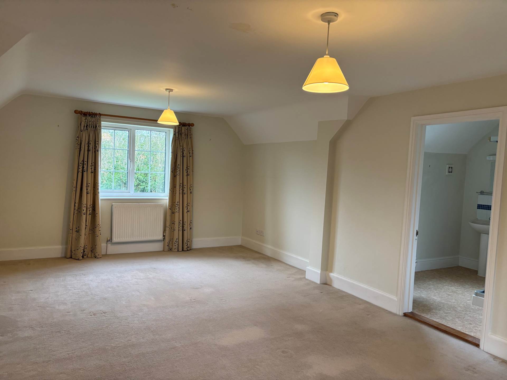 Manor Farm Cottage, Devizes, Image 1
