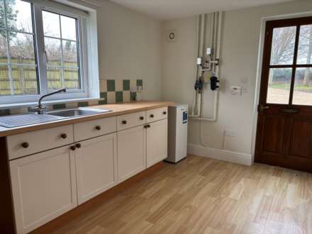 Manor Farm Cottage, Devizes, Image 9