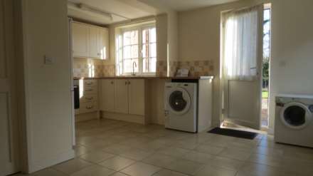 Laburnum Cottages, Westbrook, Image 4