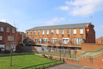 Millard Close, Stoke Newington, Image 15