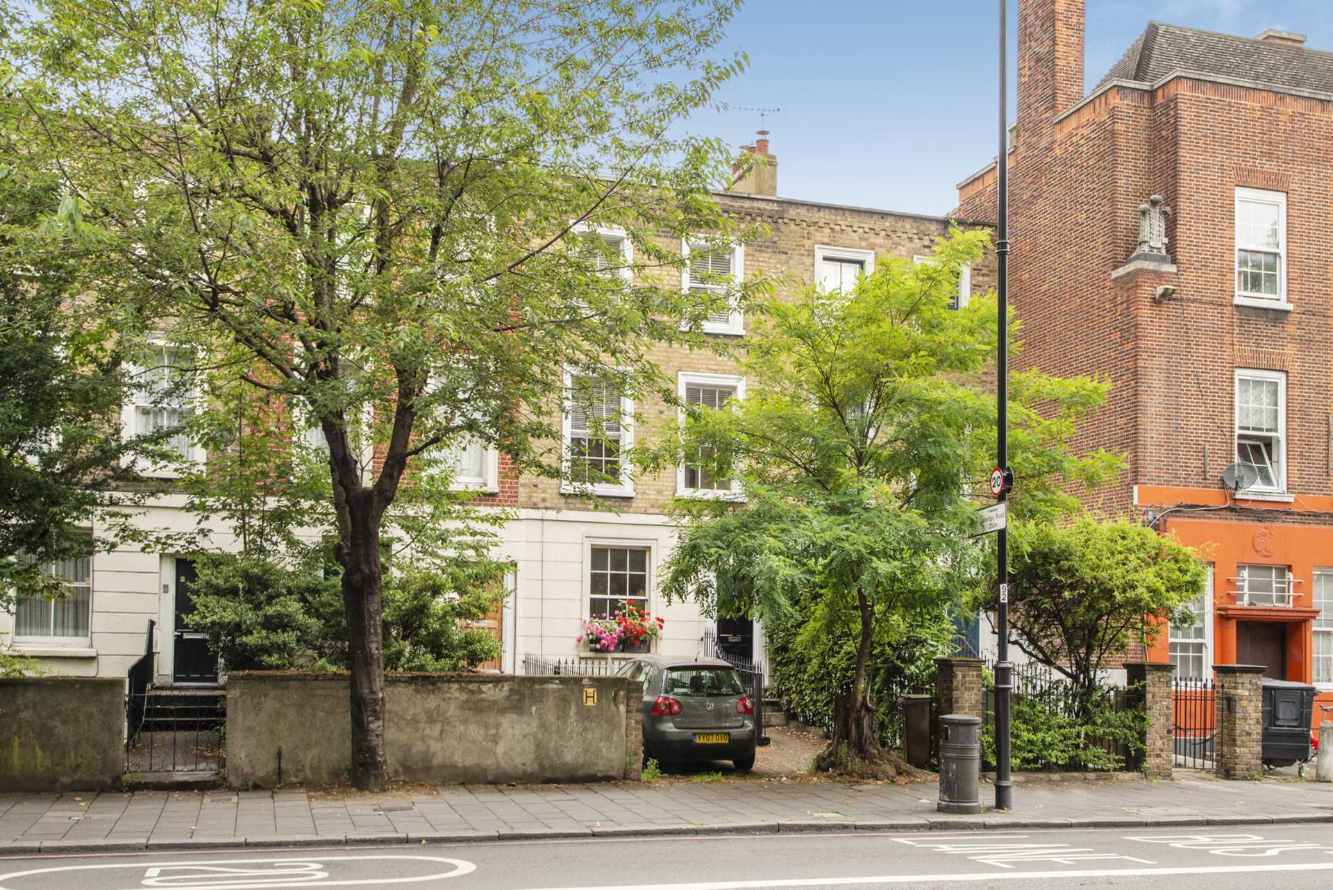 Kingsland Road, Hackney, E8, Image 14